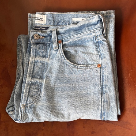 Citizens of Humanity Ayla Baggy Jean in Skylight - Picture 2 of 8